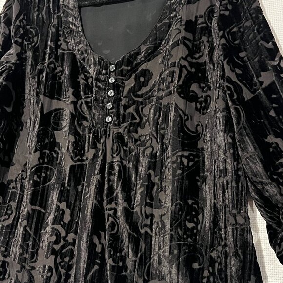 Black Burnout Velvet Peasant Top Floral Semi Sheer Fairy Whimsey Goth Size L - Picture 1 of 11